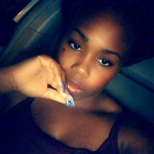 Meet your Posher, Latonya